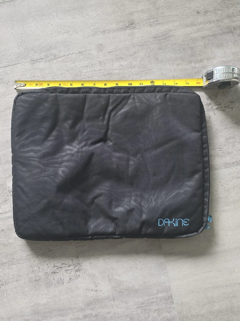 Dakine Black Padded Laptop Sleeve